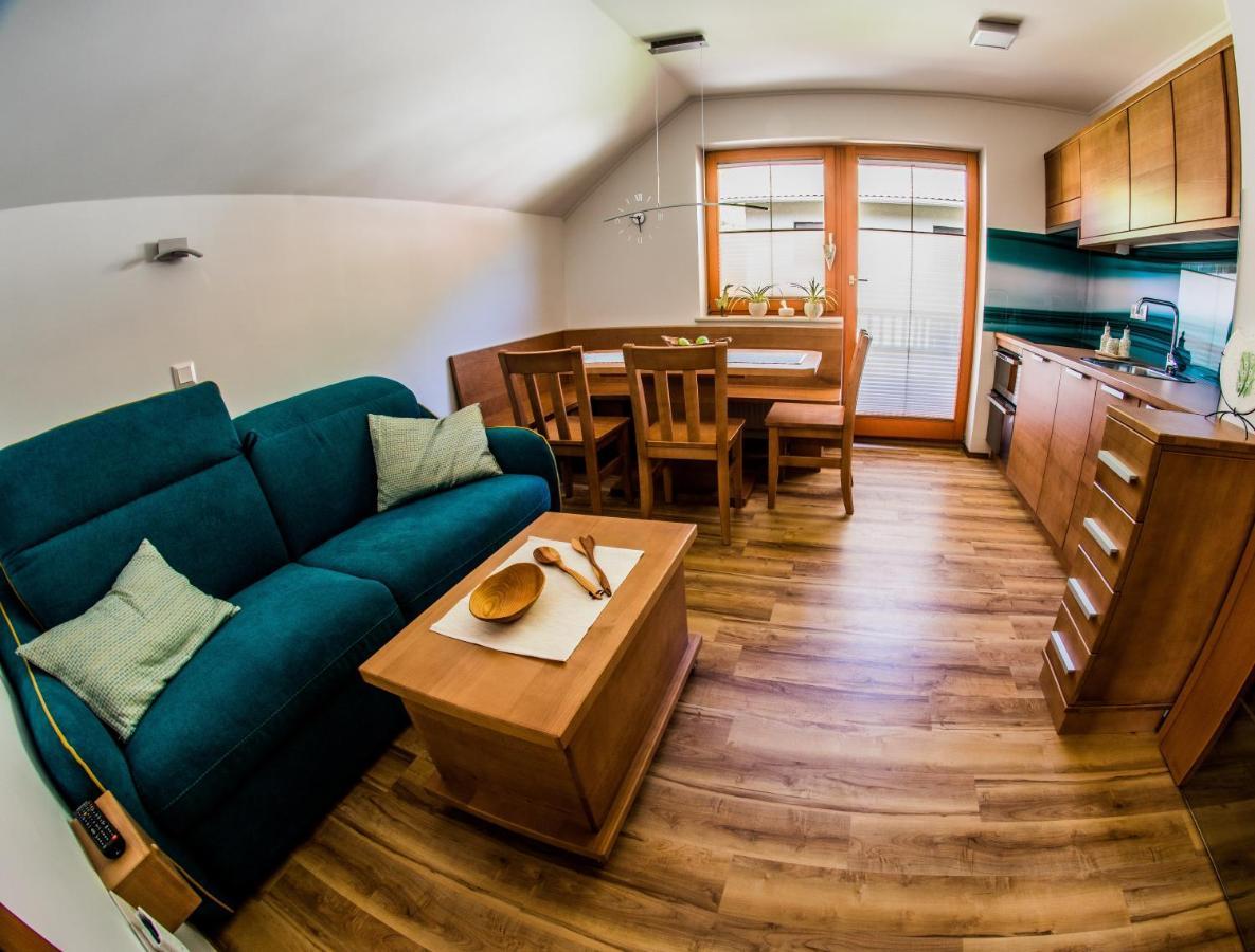 Apartments Bbi Luče Quarto foto